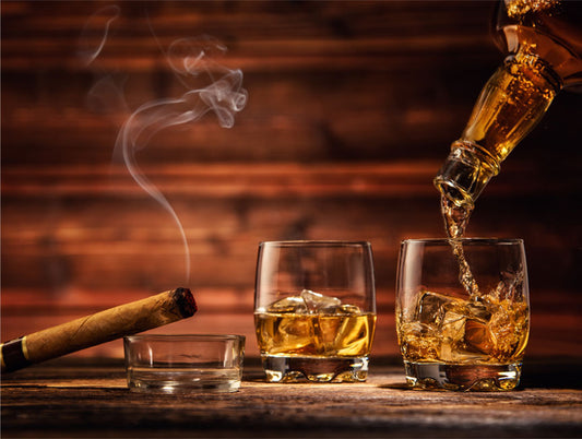 Drinks That Compliment Jamaican Cigars